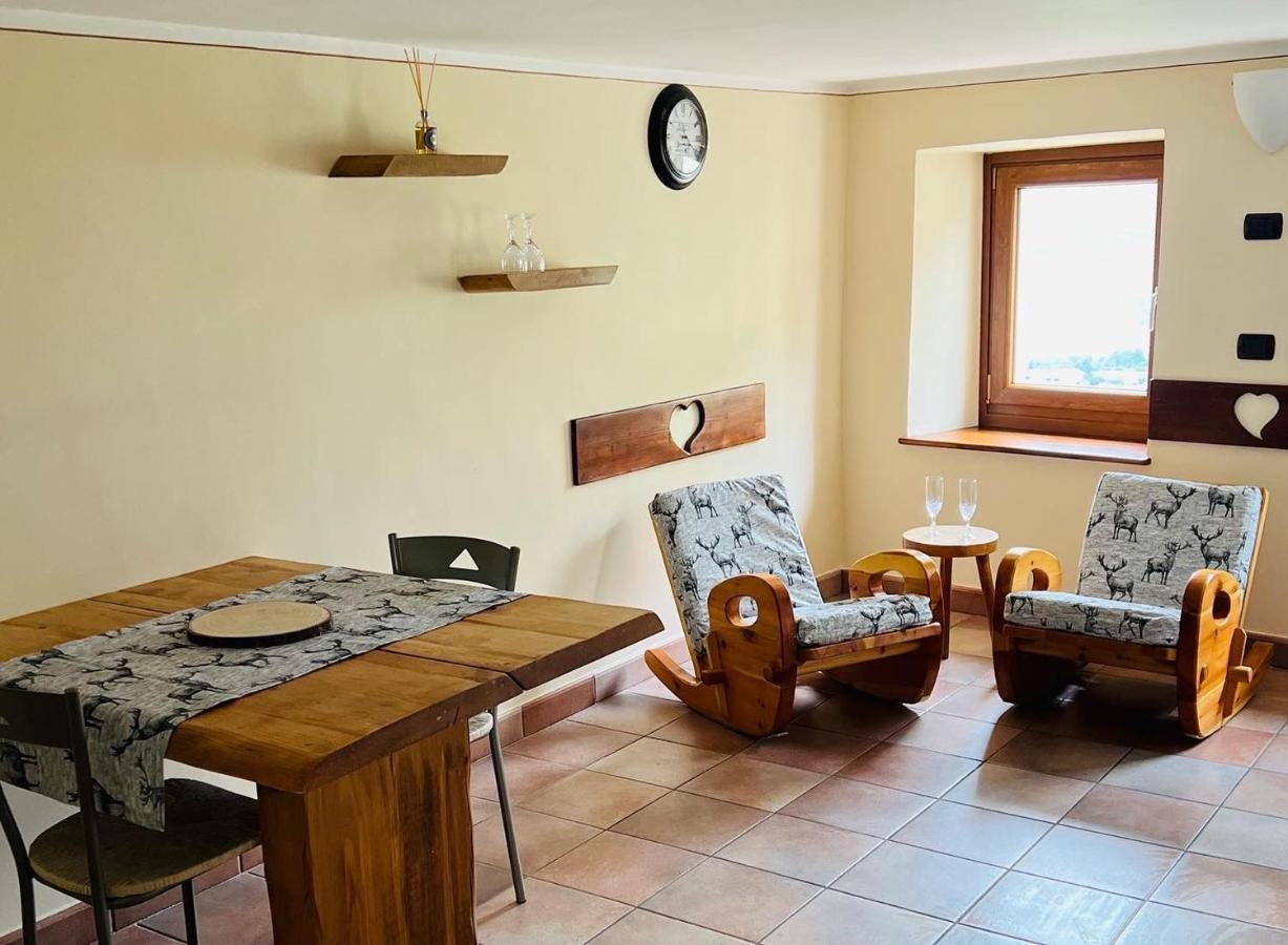 Profumo Di Legno Appartement Aosta Buitenkant foto