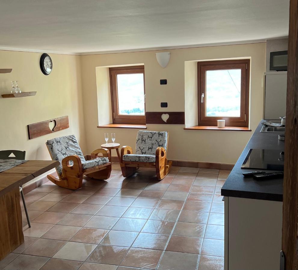 Profumo Di Legno Appartement Aosta Buitenkant foto